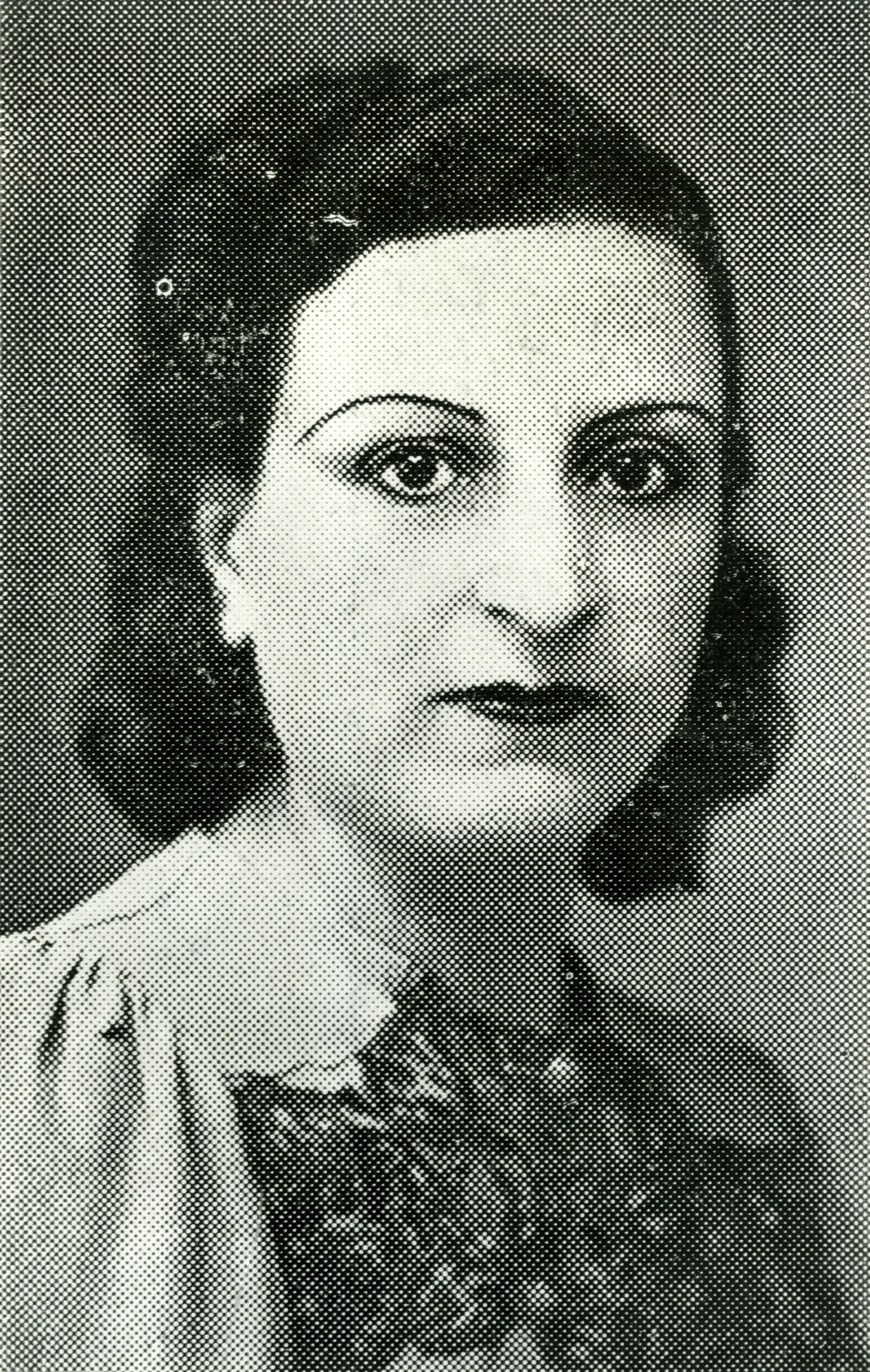 Portrait of Asma Tubi, Literature & Poetry