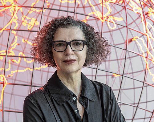 Portrait of Mona Hatoum, Visual Arts